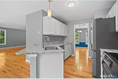 14 Tree Top Lane, East Windsor, CT 06016 - Photo 3