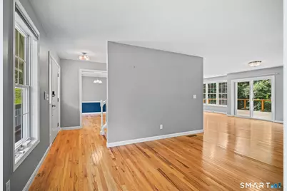 14 Tree Top Lane, East Windsor, CT 06016 - Photo 9