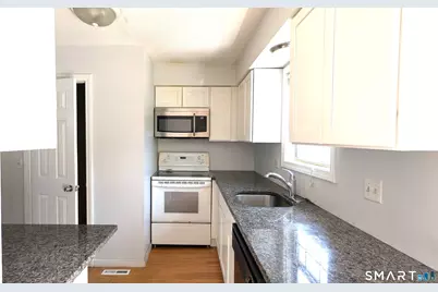 157 Austin Ryer Lane #157, Branford, CT 06405 - Photo 5