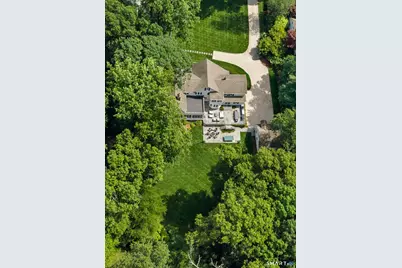 1123 Round Hill Road, Fairfield, CT 06824 - Photo 3