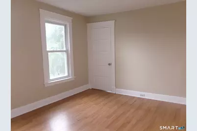 182 Oak Street, Waterbury, CT 06704 - Photo 3