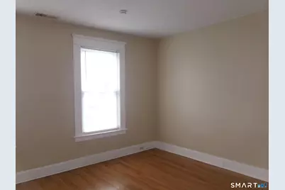 182 Oak Street, Waterbury, CT 06704 - Photo 5
