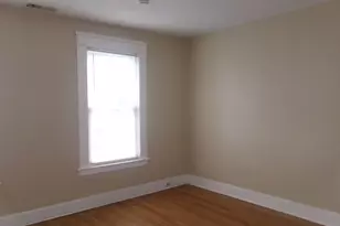 182 Oak St, Waterbury, CT 06704 - Photo 5