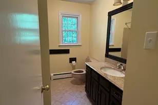40 Horse Stable Cir, Shelton, CT 06484 - Photo 11