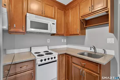 1 Gold Street #3F, Hartford, CT 06103 - Photo 3