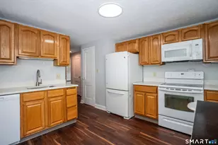 71 Tremper Dr, Wallingford, CT 06492 - Photo 11