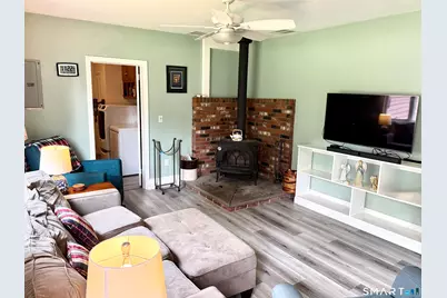 2 Hillcrest Drive, Stonington, CT 06378 - Photo 3