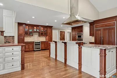8 Indian Rock Place, Wilton, CT 06897 - Photo 9