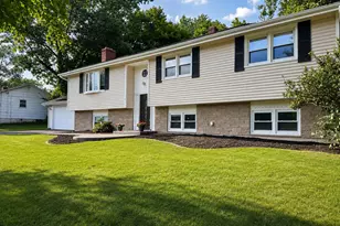 6 Liberty Terrace, North Haven, CT 06473 - Photo 1