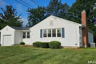 73 Knollwood Rd, West Hartford, CT 06110 - Photo 37