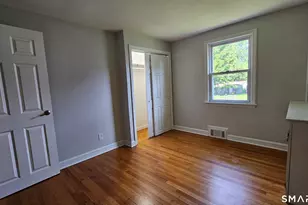 73 Knollwood Rd, West Hartford, CT 06110 - Photo 27