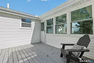 73 Knollwood Rd, West Hartford, CT 06110 - Photo 31
