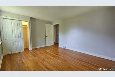 73 Knollwood Road, West Hartford, CT 06110 - Photo 25
