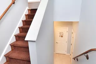 35 Todd St, Hamden, CT 06518 - Photo 9