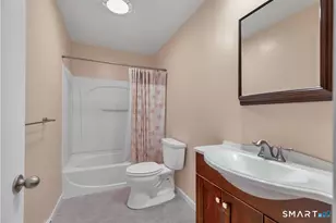 423 Churchill Dr, Newington, CT 06111 - Photo 21