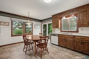 48 Green Ave, New Canaan, CT 06840 - Photo 9