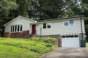 46 Forest Ct N, Hamden, CT 06518 - Photo 1