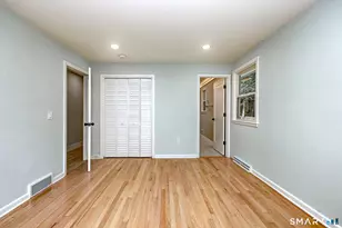46 Forest Ct N, Hamden, CT 06518 - Photo 13