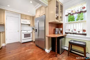 28 Sutton Dr W, Stamford, CT 06906 - Photo 15