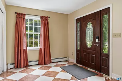 4 Lovers Lane, East Lyme, CT 06333 - Photo 3