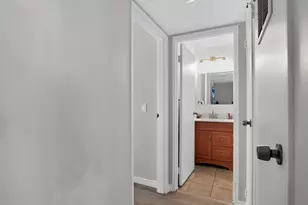 10 Bradley Cir, Enfield, CT 06082 - Photo 15