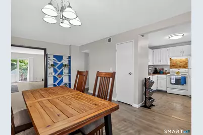 10 Bradley Circle #B10, Enfield, CT 06082 - Photo 7