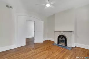 7 University Pl, New Haven, CT 06511 - Photo 3