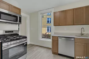 7 University Pl, New Haven, CT 06511 - Photo 7