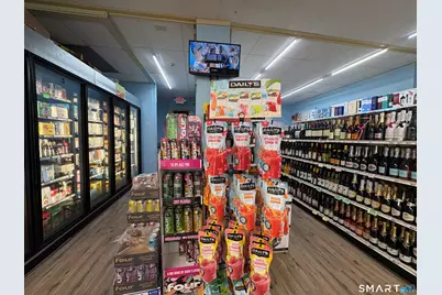 [Address not provided], Meriden, CT 06451 - Photo 15