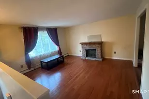 16 Stevens St, Windsor Locks, CT 06096 - Photo 3