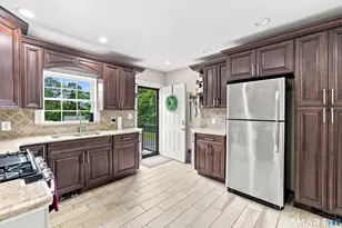 203 Russell St, New Haven, CT 06513 - Photo 13