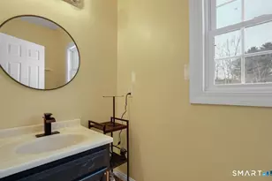 82 Summer St, Southington, CT 06489 - Photo 15
