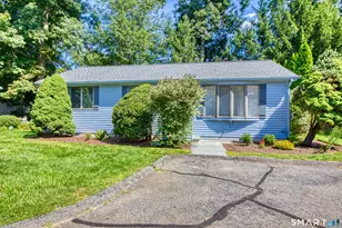 25 Oakview Cir, Westport, CT 06880 - Photo 1
