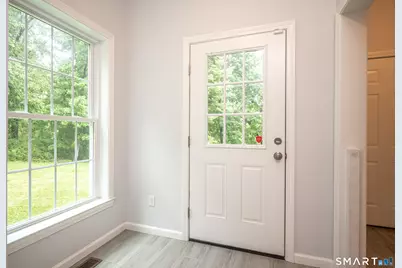 7 Mountainville Road, Danbury, CT 06810 - Photo 17