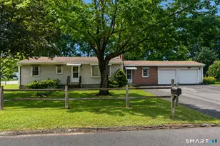 25 Danbury Ln, Bristol, CT 06010 - Photo 1