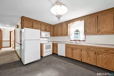 25 Danbury Lane, Bristol, CT 06010 - Photo 7