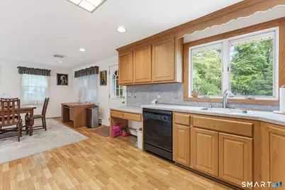 20 South Cobblers Court, East Lyme, CT 06357 - Photo 7