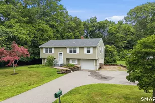20 S Cobblers Ct, East Lyme, CT 06357 - Photo 1