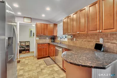 25 Pine Tree Lane, South Windsor, CT 06074 - Photo 11