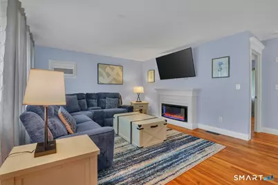 25 Pine Tree Lane, South Windsor, CT 06074 - Photo 7