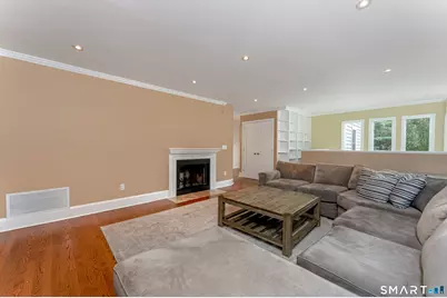 450 Center Street #15, Fairfield, CT 06890 - Photo 17