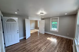 21 Sylvan Ave, Waterbury, CT 06706 - Photo 3