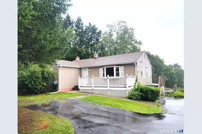 527 East Street North, Suffield, CT 06078 - Photo 1