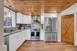 987 Hill St, Suffield, CT 06078 - Photo 33