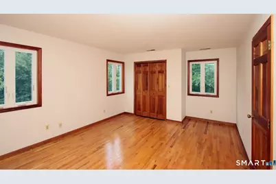 328 Saybrook Road, Orange, CT 06477 - Photo 19