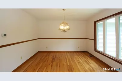 328 Saybrook Road, Orange, CT 06477 - Photo 9