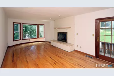 328 Saybrook Road, Orange, CT 06477 - Photo 7