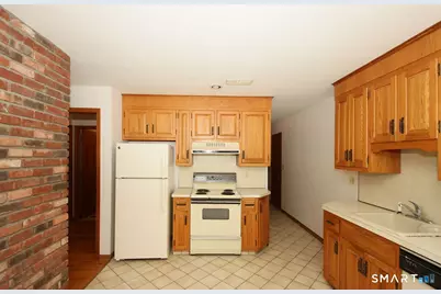 328 Saybrook Road, Orange, CT 06477 - Photo 27