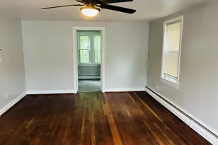 136 Chestnut Hill Rd, Glastonbury, CT 06033 - Photo 5