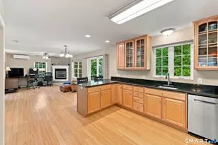 1 Wildwood Rd, Vernon, CT 06066 - Photo 9